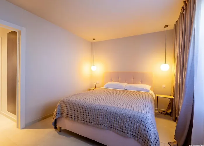 Castle Harbour Elegant 1-bedroom - Heated Pool, Air Conditioning & Fiber Internet In Cristianos Διαμέρισμα Los Cristianos (Tenerife)