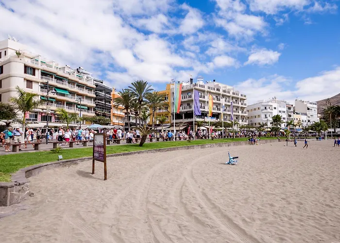 Castle Harbour Elegant 1-bedroom - Heated Pool, Air Conditioning & Fiber Internet In Cristianos * 로스크리스티아노스