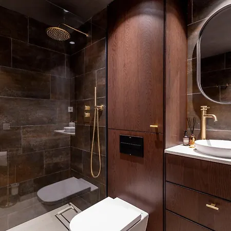 Castle Harbour Elegant 1-bedroom - Heated Pool, Air Conditioning & Fiber Internet In Cristianos 公寓